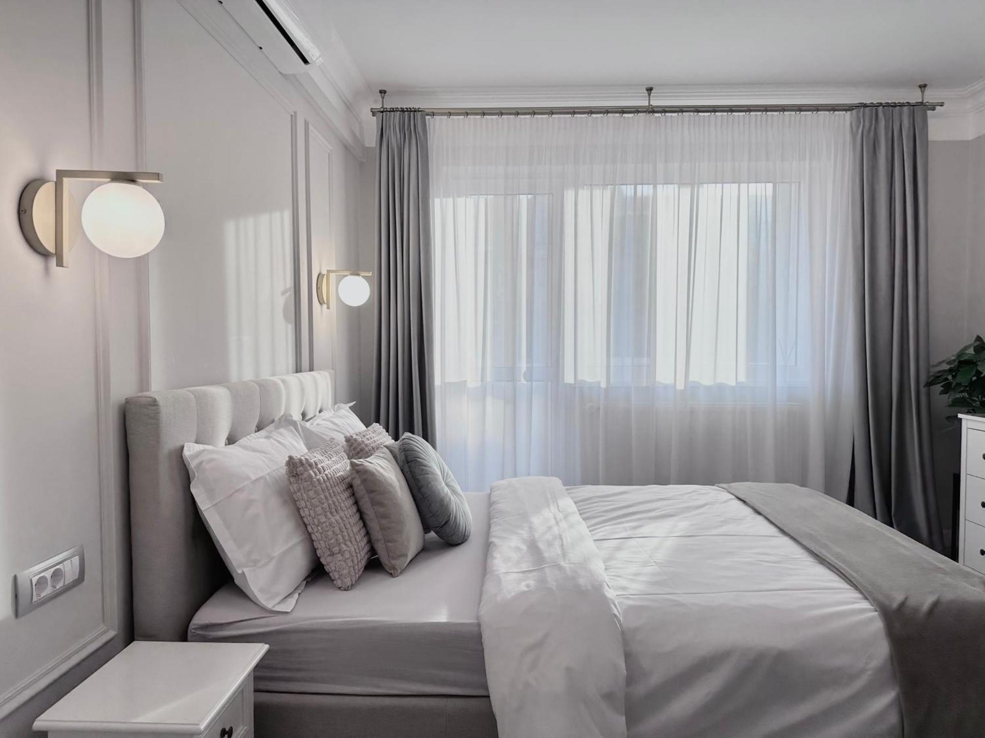 Central Spacious Apartment With Balcony - Alba Carolina Алба Юлия Екстериор снимка